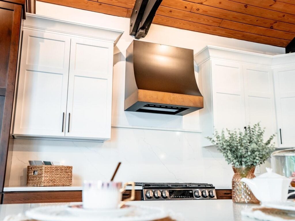 Modern cooktop vent hood.